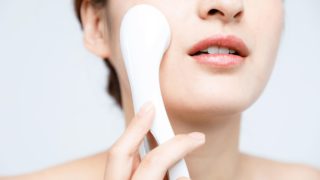 マスク蒸れでの鼻の毛穴詰まりを改善する美顔器